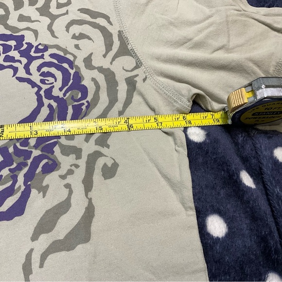 LOT OF 6 LIFE IS GOOD MEDIUM TEES - Picture 12 of 13